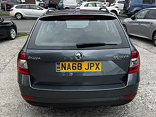 Used 2018 Skoda Octavia S Quartz Grey Metallic - Interior and Exterior details 5