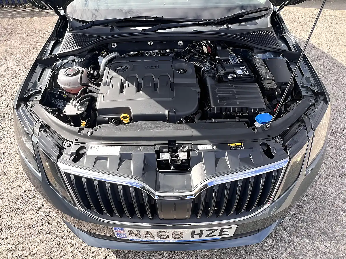Used 2018 Skoda Octavia S Quartz Grey Metallic - Interior and Exterior details 20