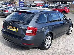 Used 2018 Skoda Octavia S Quartz Grey Metallic - Interior and Exterior details 6