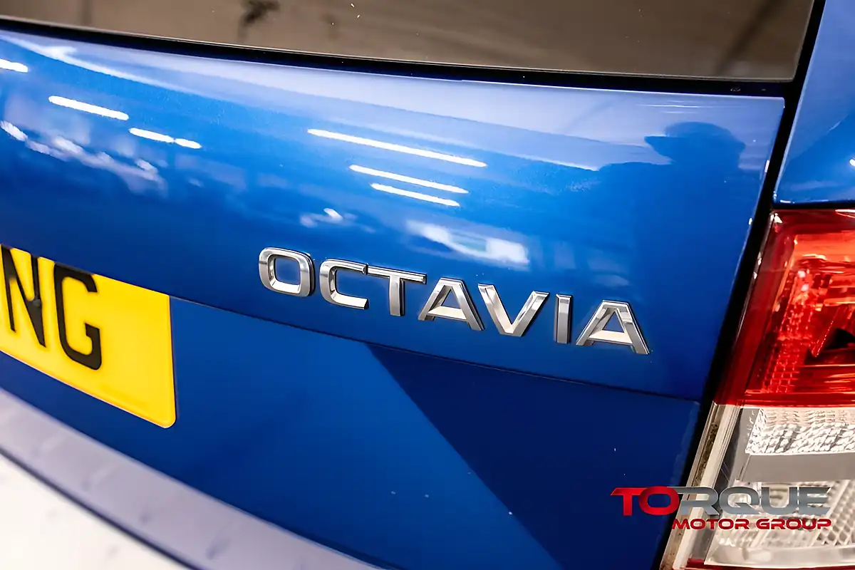 Used 2018 Skoda Octavia Scout Race Blue - Interior and Exterior details 13