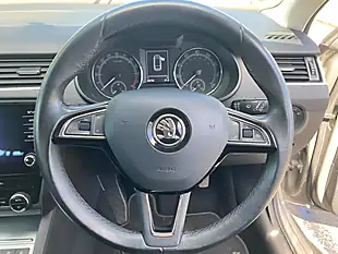 Used 2018 Skoda Octavia Se Beige - Interior and Exterior details 17