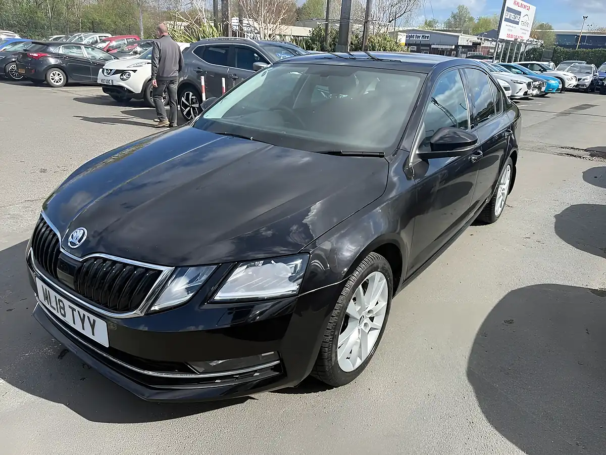 Used 2018 Skoda Octavia Se L Black - Interior and Exterior details 16