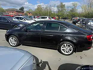 Used 2018 Skoda Octavia Se L Black - Interior and Exterior details 17