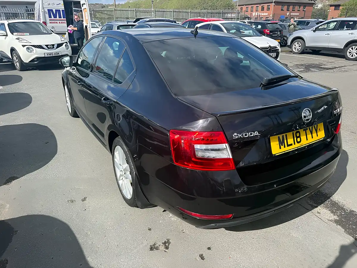 Used 2018 Skoda Octavia Se L Black - Interior and Exterior details 20