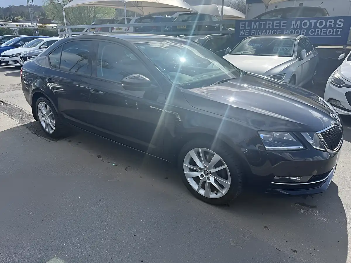 Used 2018 Skoda Octavia Se L Black - Interior and Exterior details 6