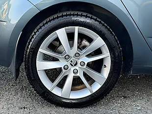 Used 2018 Skoda Octavia Se L Grey - Interior and Exterior details 12