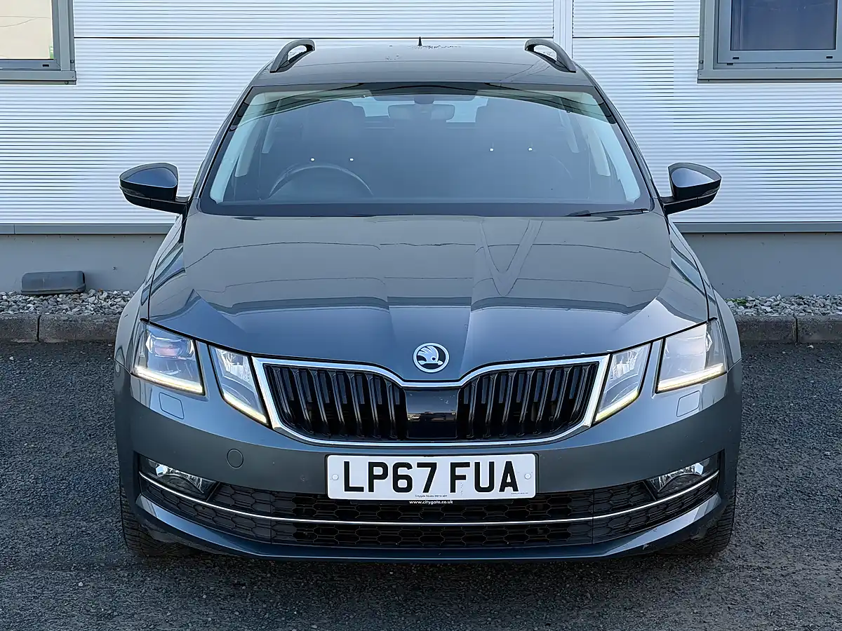 Used 2018 Skoda Octavia Se L Grey - Interior and Exterior details 3