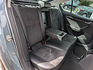 Used 2018 Skoda Octavia Se L - Interior and Exterior details 17