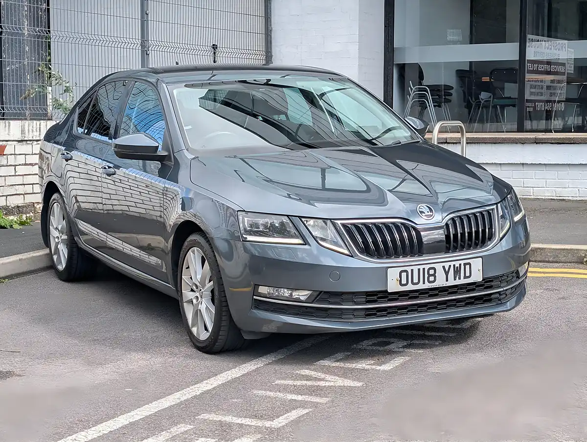Used 2018 Skoda Octavia Se L - Interior and Exterior details 5