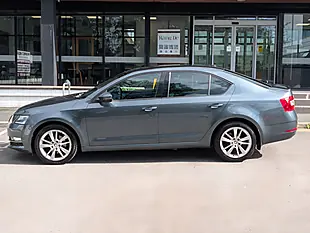 Used 2018 Skoda Octavia Se L - Interior and Exterior details 6