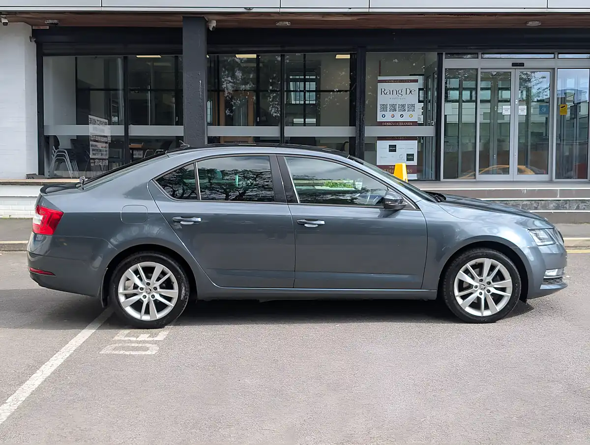Used 2018 Skoda Octavia Se L - Interior and Exterior details 8