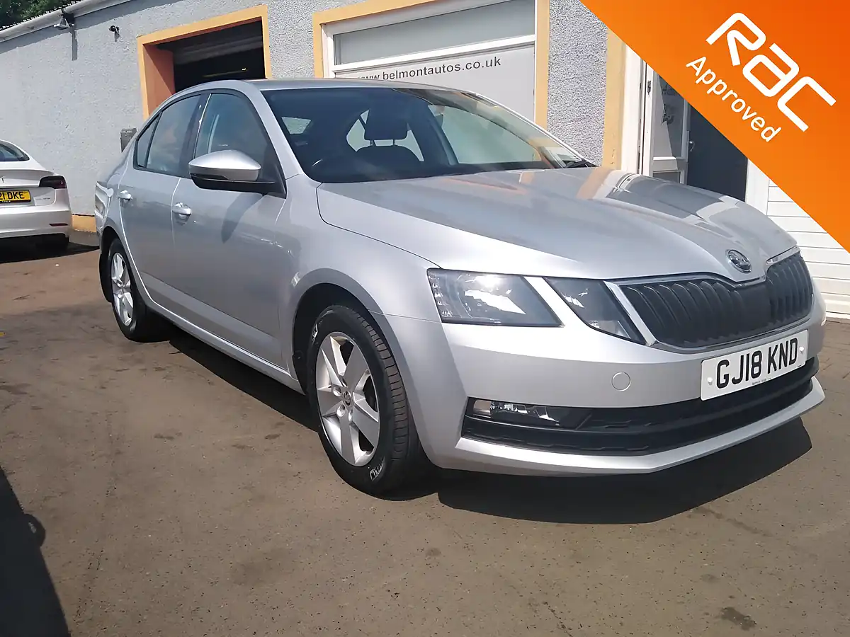 Used 2018 Skoda Octavia Se Silver - Interior and Exterior details 2