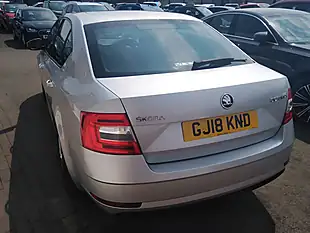 Used 2018 Skoda Octavia Se Silver - Interior and Exterior details 5