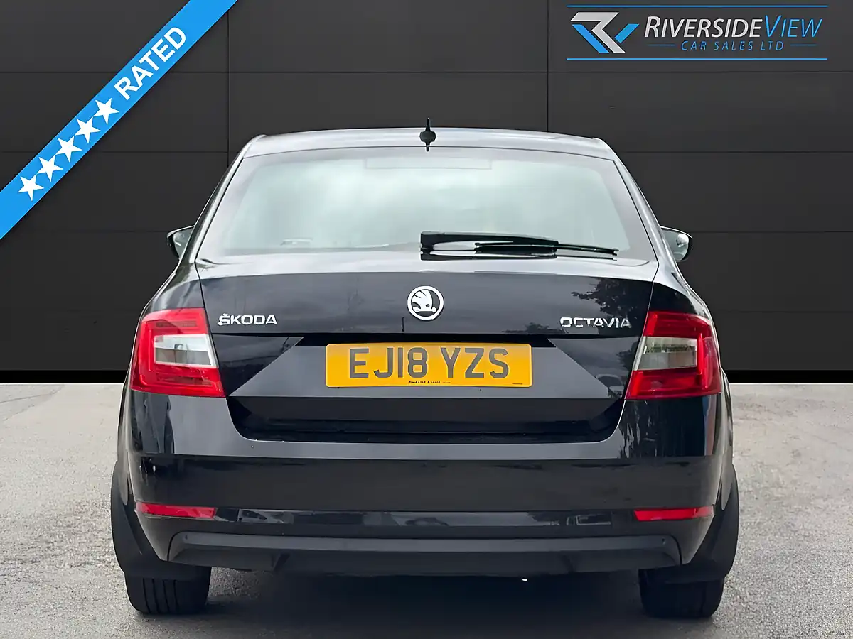 Used 2018 Skoda Octavia Se Technology Black - Interior and Exterior details 5