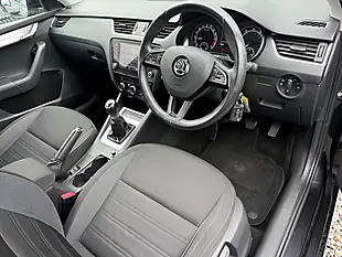Used 2018 Skoda Octavia Se Technology Black - Interior and Exterior details 7
