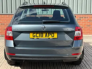Used 2018 Skoda Octavia Se Technology Grey - Interior and Exterior details 5
