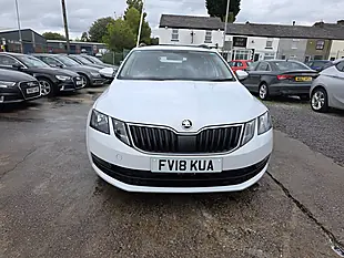 Used 2018 Skoda Octavia Se White - Interior and Exterior details 2