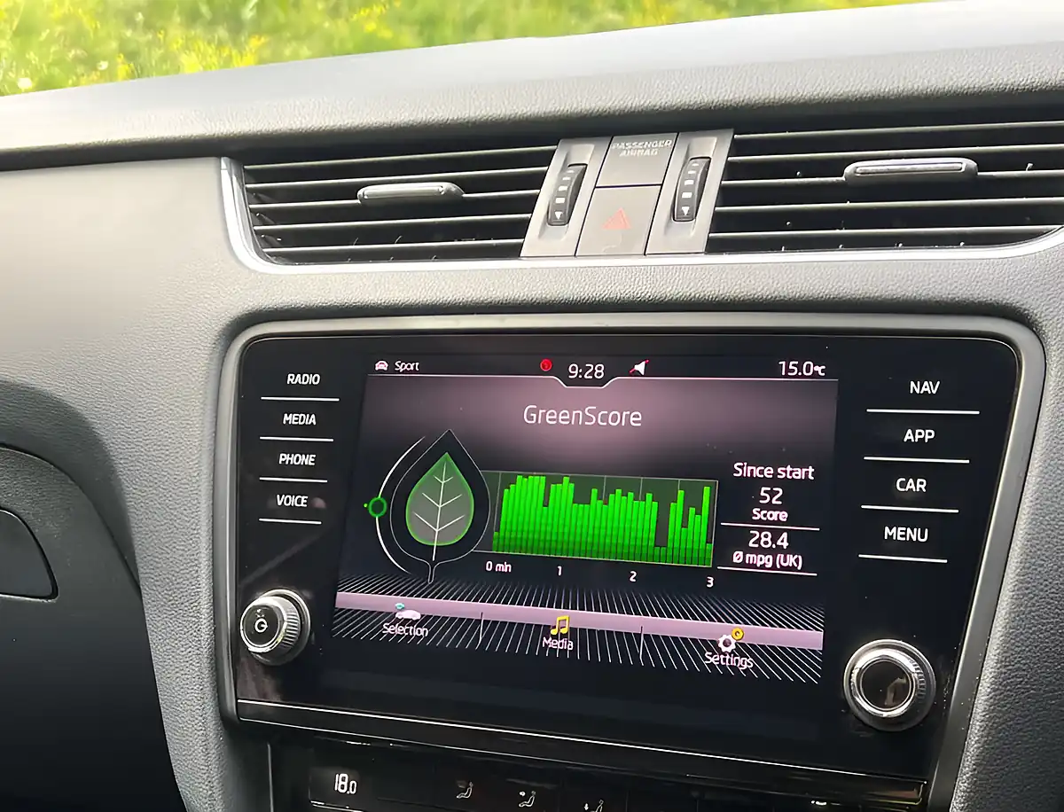 Used 2018 Skoda Octavia VRS 245 Corrida Red - Interior and Exterior details 15