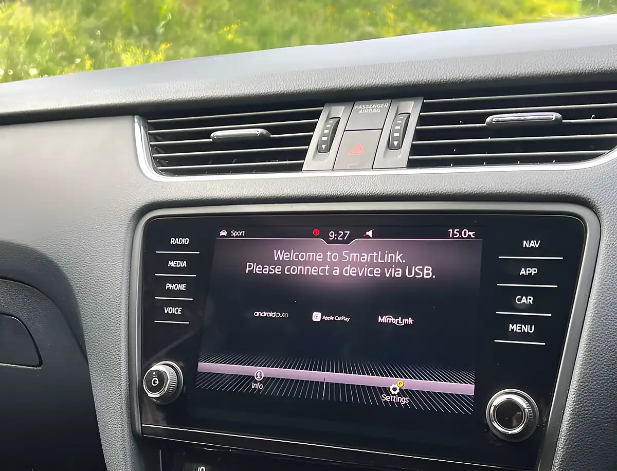 Used 2018 Skoda Octavia VRS 245 Corrida Red - Interior and Exterior details 16
