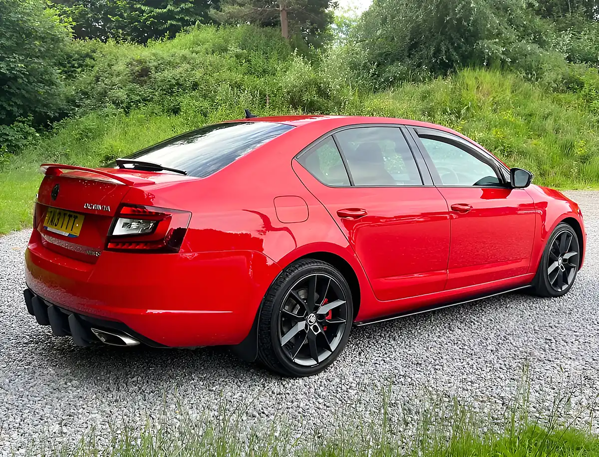 Used 2018 Skoda Octavia VRS 245 Corrida Red - Interior and Exterior details 3