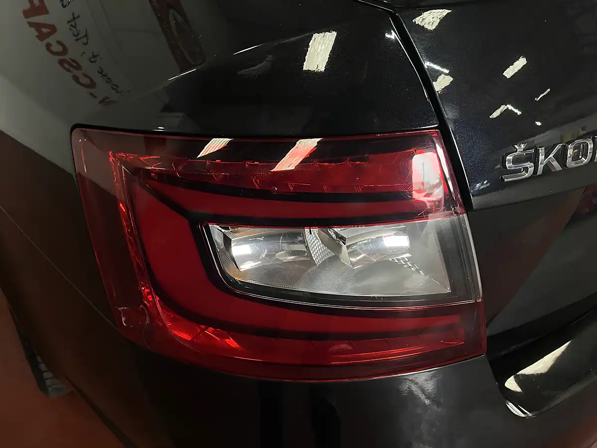 Used 2018 Skoda Octavia VRS Black - Interior and Exterior details 19