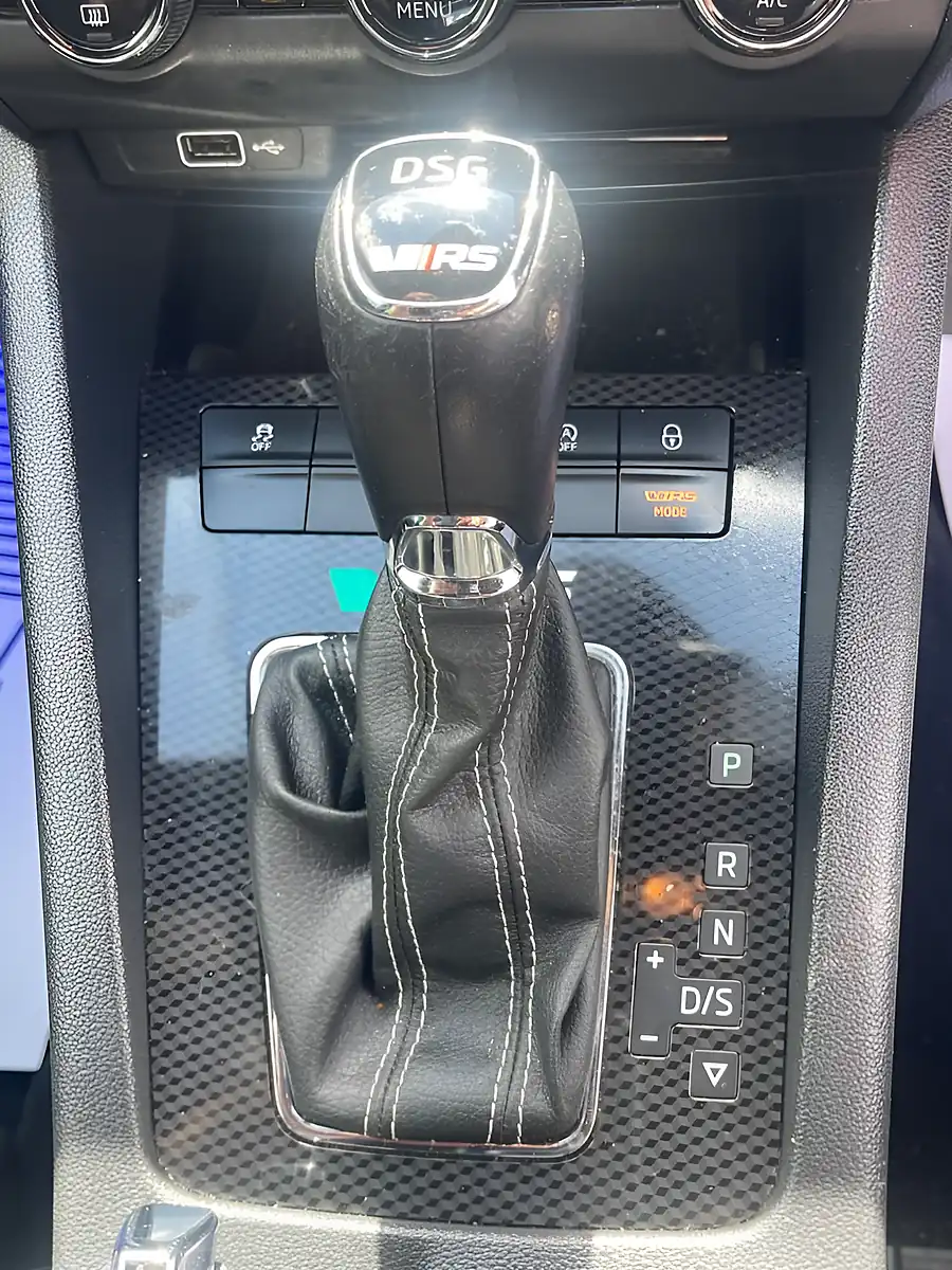 Used 2018 Skoda Octavia VRS Blue - Interior and Exterior details 19