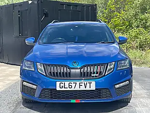 Used 2018 Skoda Octavia VRS Blue - Interior and Exterior details 3