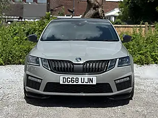 Used 2018 Skoda Octavia VRS Grey - Interior and Exterior details 6