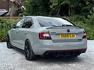 Used 2018 Skoda Octavia VRS Grey - Interior and Exterior details 9
