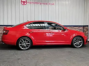 Used 2018 Skoda Octavia VRS Red - Interior and Exterior details 10