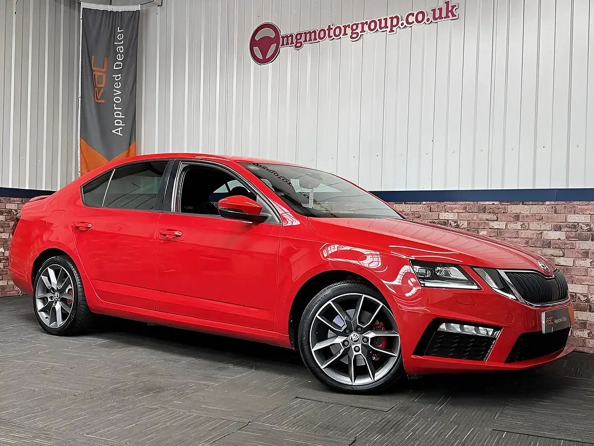 Used 2018 Skoda Octavia VRS Red - Interior and Exterior details 4