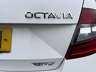 Used 2018 Skoda Octavia VRS White - Interior and Exterior details 19