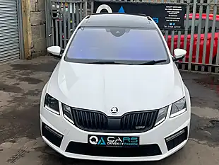 Used 2018 Skoda Octavia VRS White - Interior and Exterior details 8