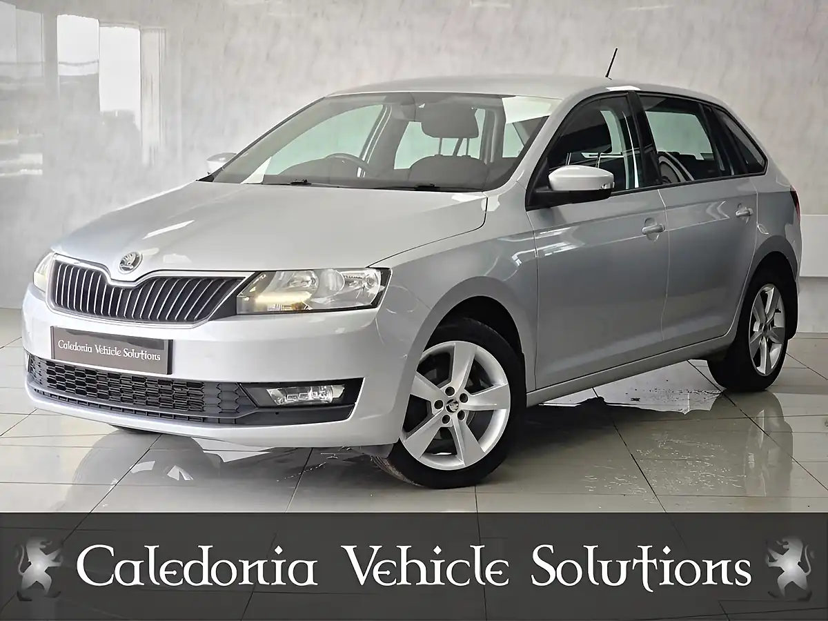 Used 2018 Skoda Rapid Spaceback Se Tech Silver - Interior and Exterior details 2
