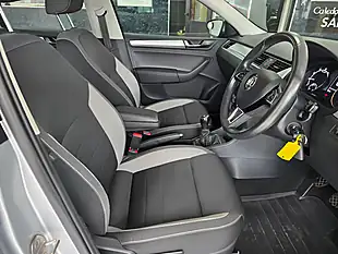 Used 2018 Skoda Rapid Spaceback Se Tech Silver - Interior and Exterior details 7