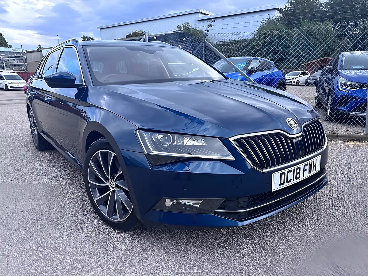 Used 2018 Skoda Superb Laurin & Klement Blue - Front View