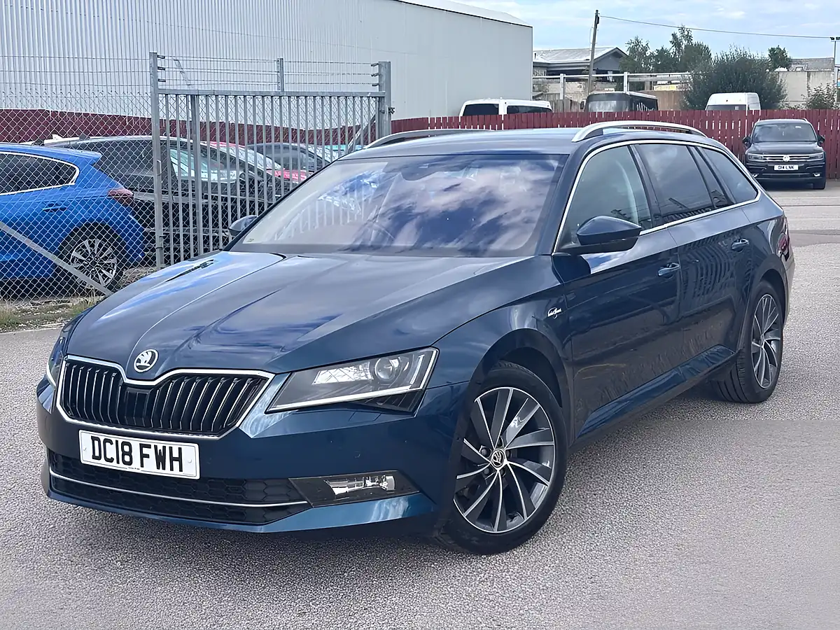 Used 2018 Skoda Superb Laurin & Klement Blue - Interior and Exterior details 3