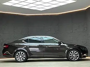 Used 2018 Skoda Superb Laurin & Klement Magnetic Brown - Interior and Exterior details 11