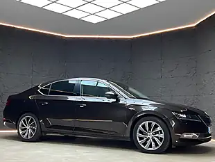 Used 2018 Skoda Superb Laurin & Klement Magnetic Brown - Interior and Exterior details 6