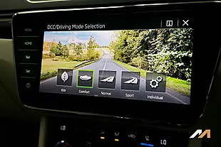 Used 2018 Skoda Superb Laurin & Klement Velvet Red - Interior and Exterior details 15