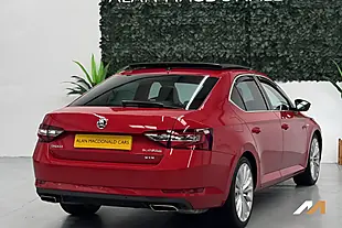 Used 2018 Skoda Superb Laurin & Klement Velvet Red - Interior and Exterior details 17