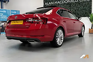 Used 2018 Skoda Superb Laurin & Klement Velvet Red - Interior and Exterior details 18