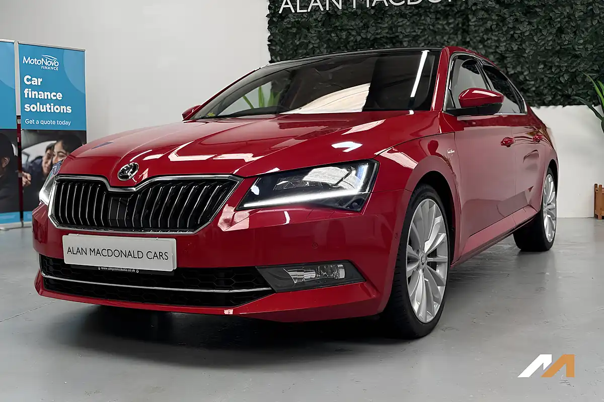 Used 2018 Skoda Superb Laurin & Klement Velvet Red - Interior and Exterior details 7