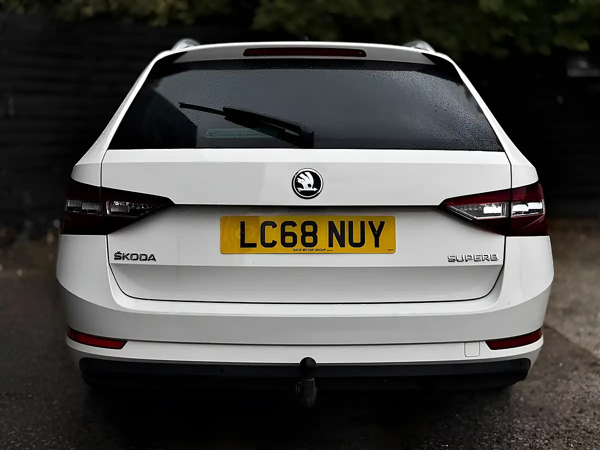Used 2018 Skoda Superb Laurin & Klement White - Interior and Exterior details 3