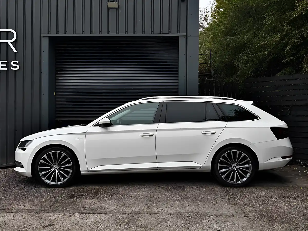 Used 2018 Skoda Superb Laurin & Klement White - Interior and Exterior details 5