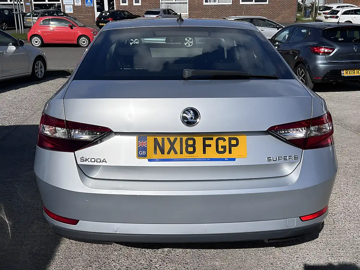 Used 2018 Skoda Superb S Brilliant Silver Metallic - Interior and Exterior details 7