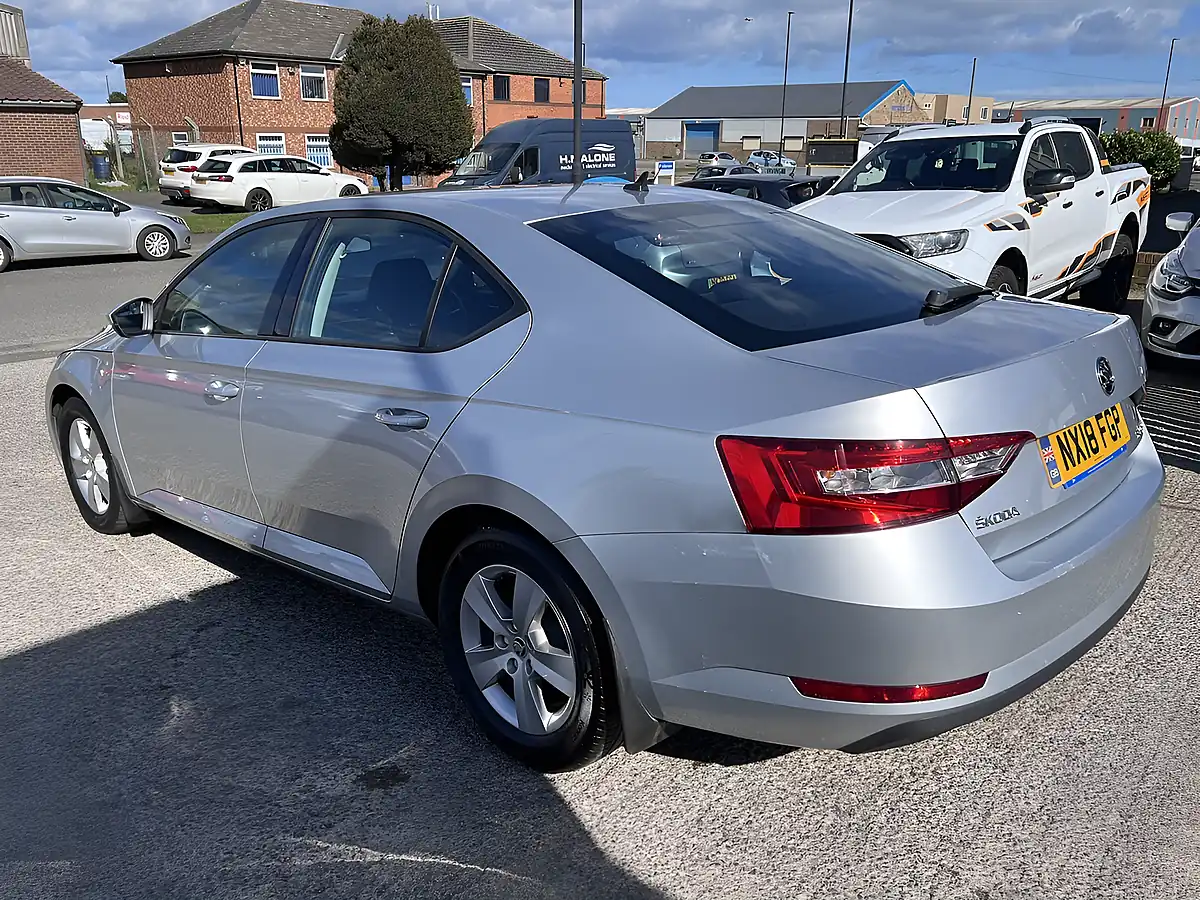 Used 2018 Skoda Superb S Brilliant Silver Metallic - Interior and Exterior details 8