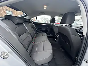 Used 2018 Skoda Superb S Brilliant Silver Metallic - Interior and Exterior details 4