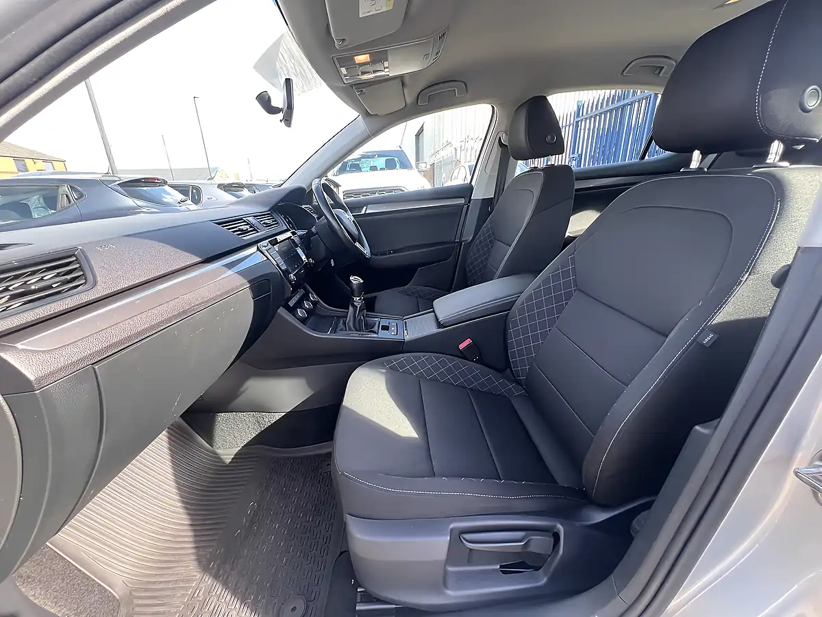 Used 2018 Skoda Superb S Brilliant Silver Metallic - Interior and Exterior details 14