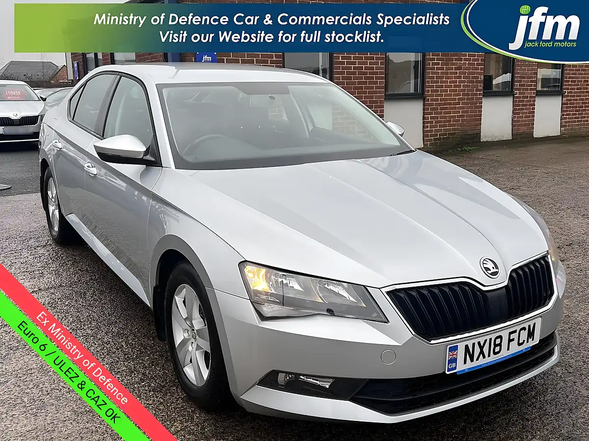 Used 2018 Skoda Superb S Brilliant Silver Metallic - Front View